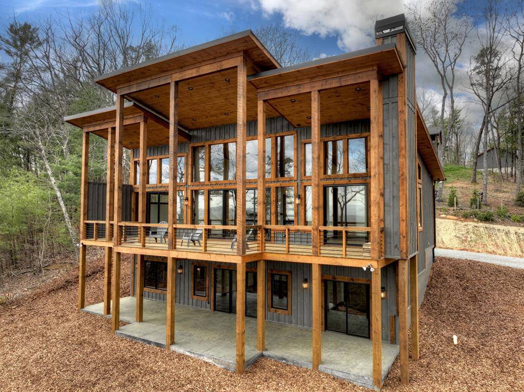 Ellijay, GA 30540,768 Cherokee Circle
