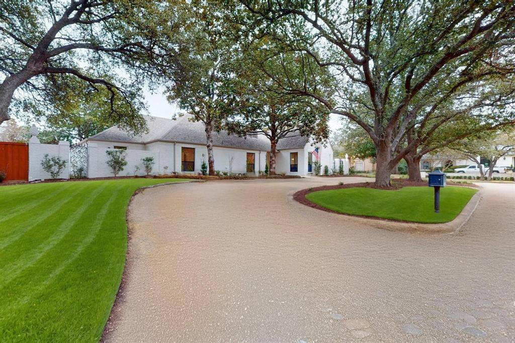 Dallas, TX 75248,5702 Club Hill Circle
