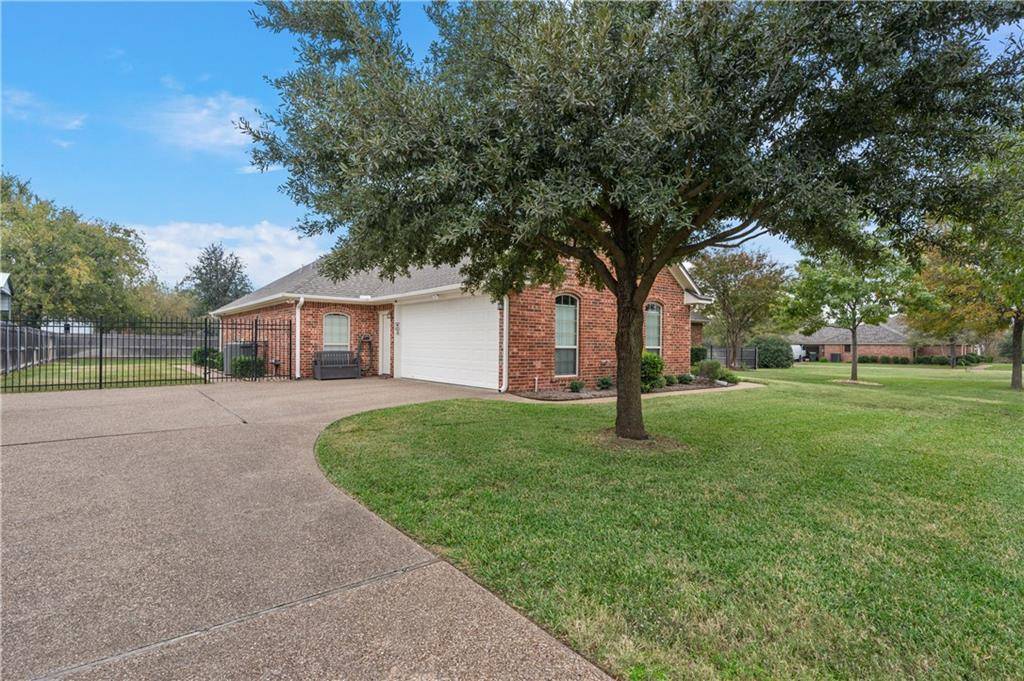 Waco, TX 76705,127 Winding Oaks Drive