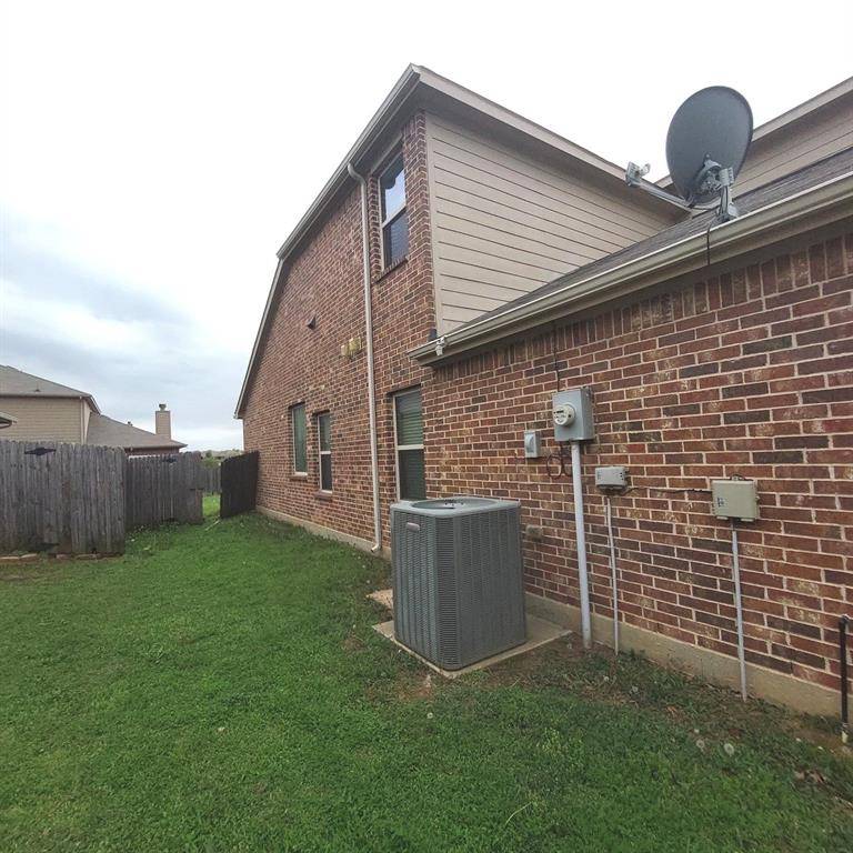 Aubrey, TX 76227,8404 Sioux Trail