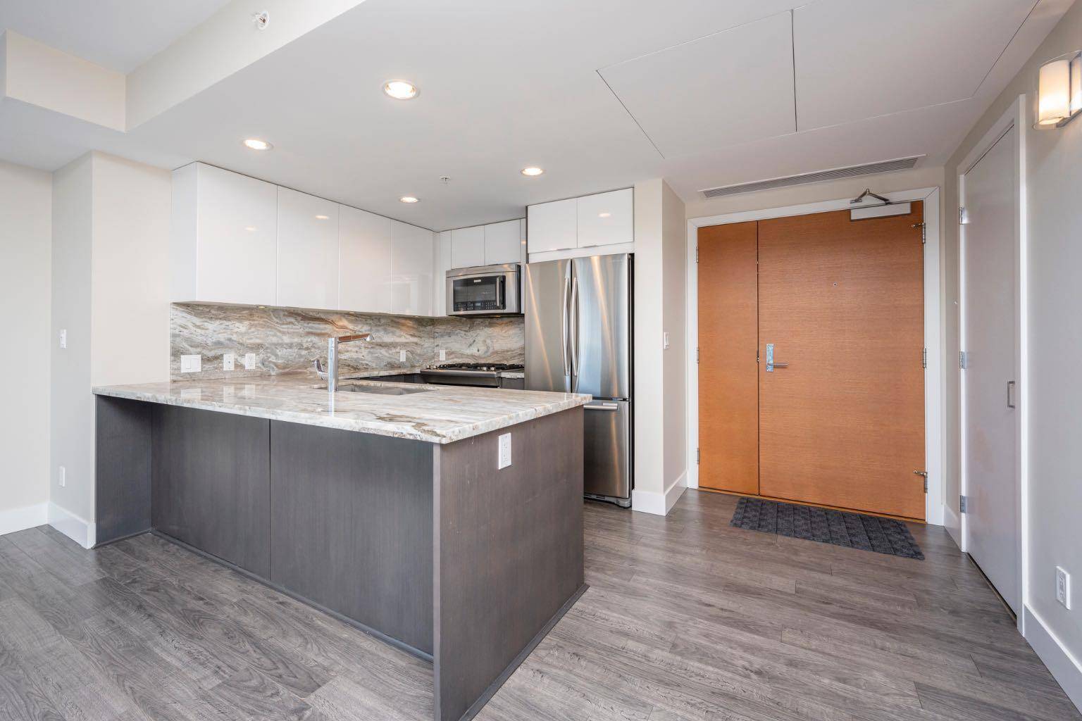 Calgary, AB T2G 1K6,519 Riverfront AVE SE #1501