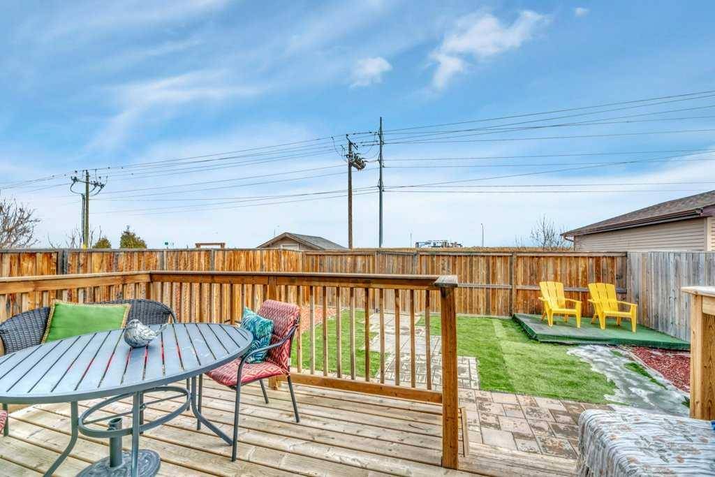 Calgary, AB T3M 0X8,37 Cranford PL SE