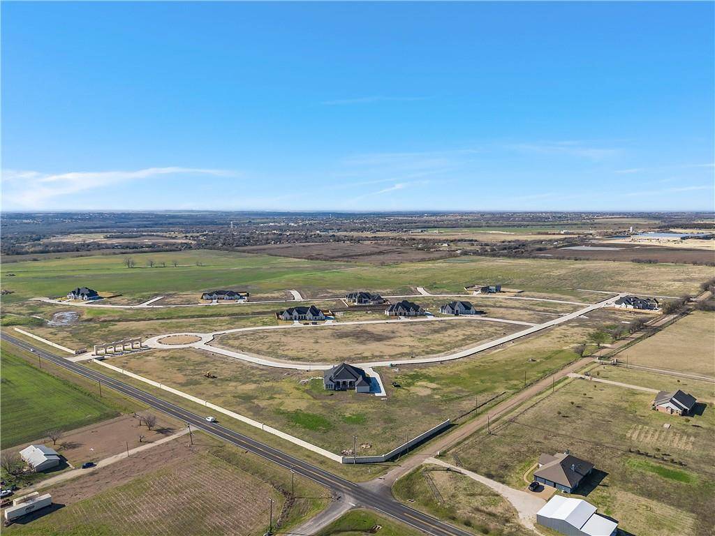 Lorena, TX 76655,113 Iris Street