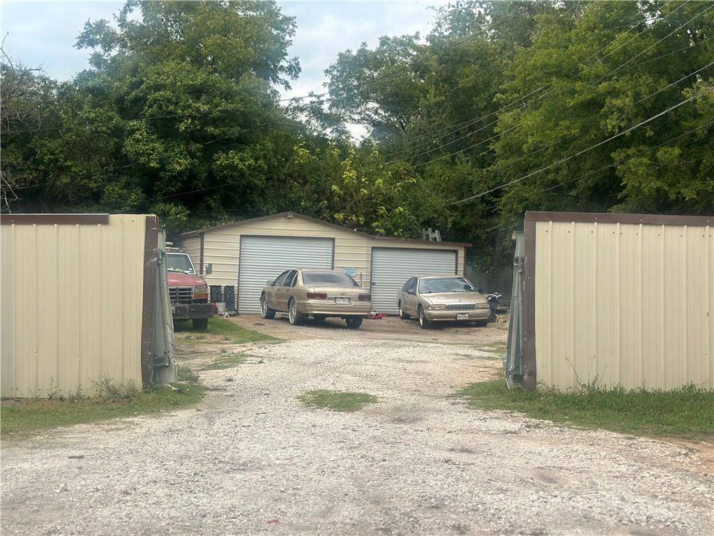Waco, TX 76711,4916 Inwood Drive