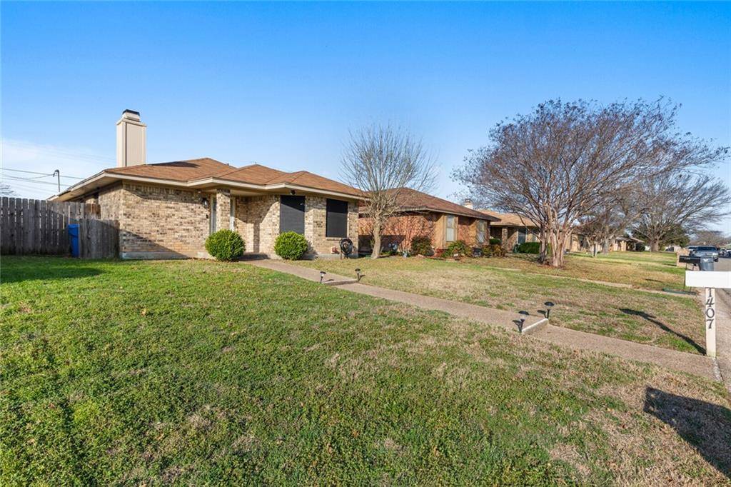 Woodway, TX 76712,1407 Chapel Downs Road