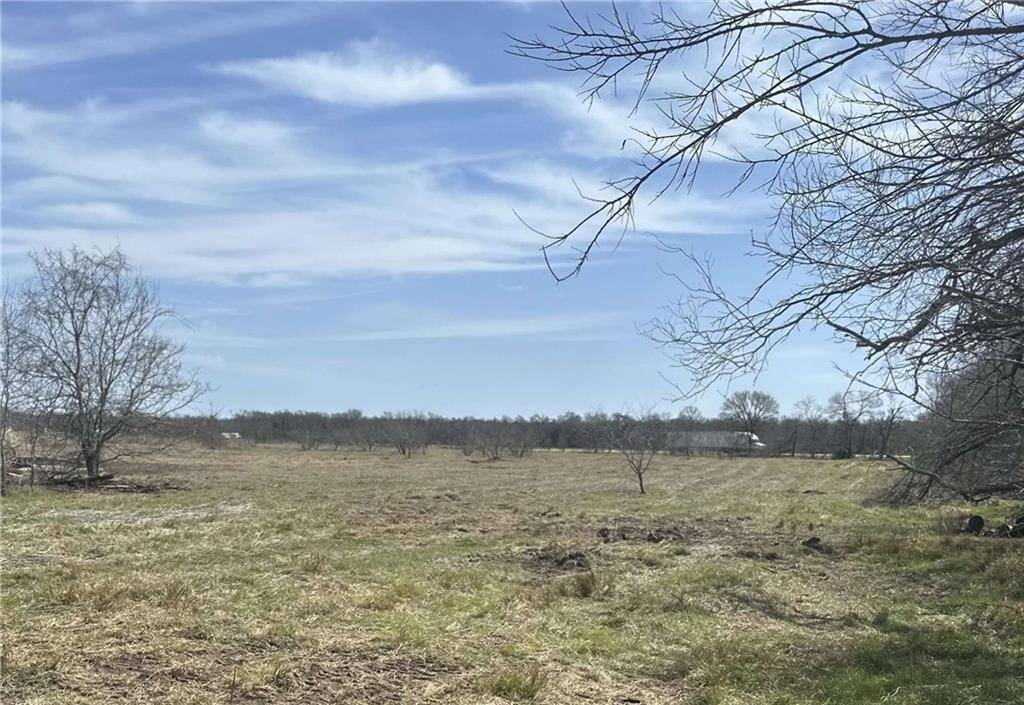Kosse, TX 76653,243 W Hwy 7 Road