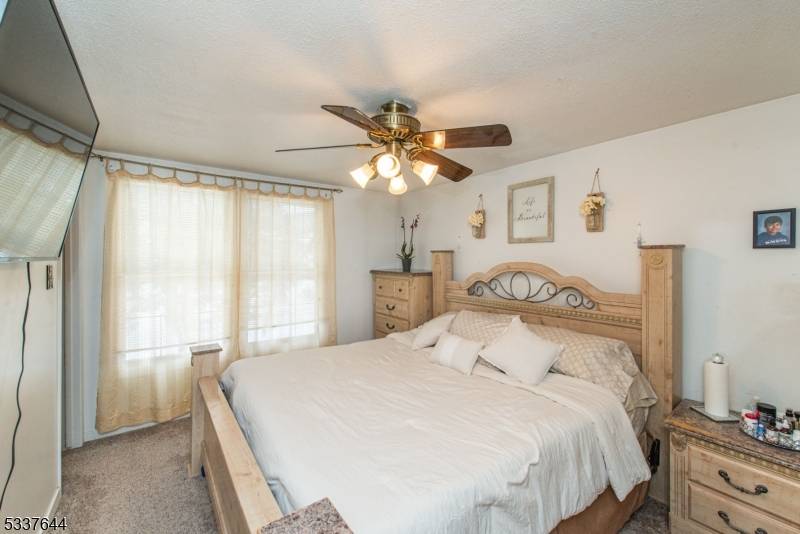Franklin Boro, NJ 07416,31 Constitution Way