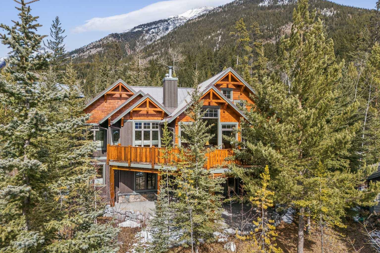 Canmore, AB T1W 3H3,529 Silvertip RD