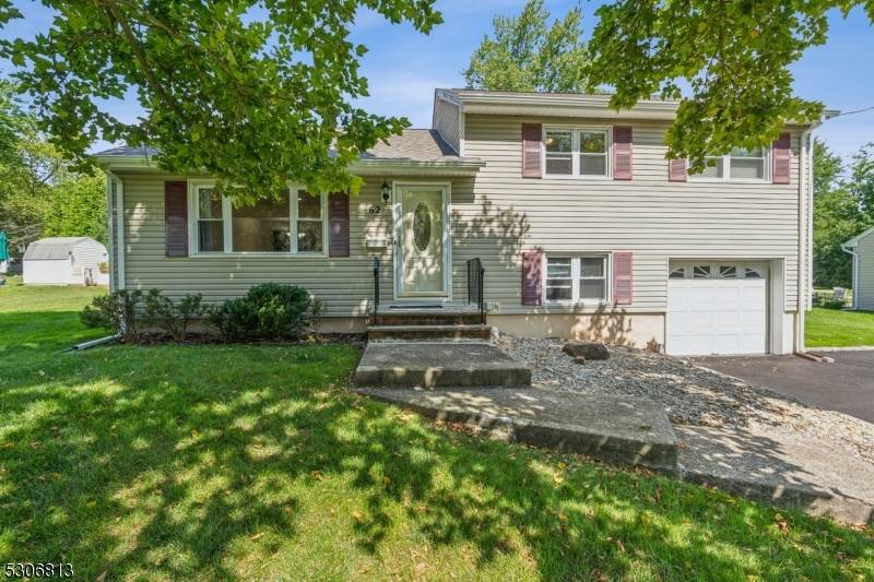 Livingston Twp., NJ 07039,62 Bryant Dr