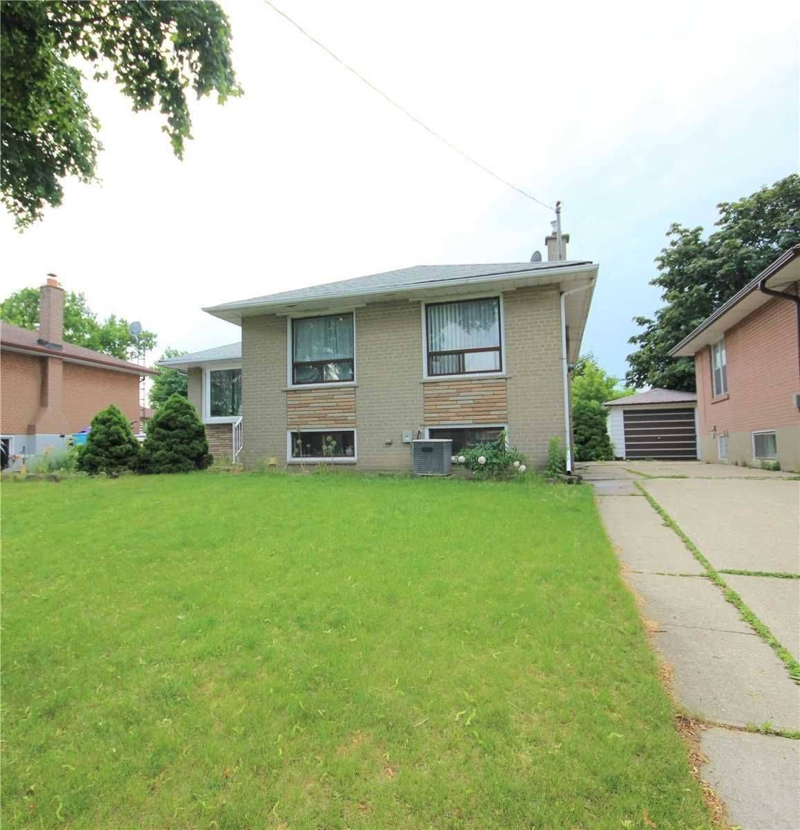 Toronto W09, ON M9R 3N1,20 Celestine DR