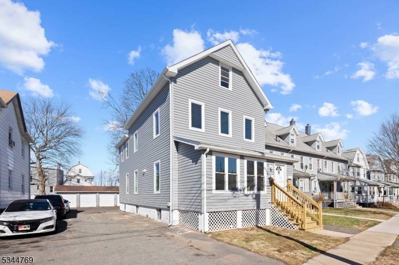 Bloomfield Twp., NJ 07003,18 Charles St #1