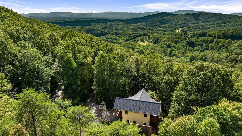 Murphy, NC 28906,235 Oak Ridge Estates