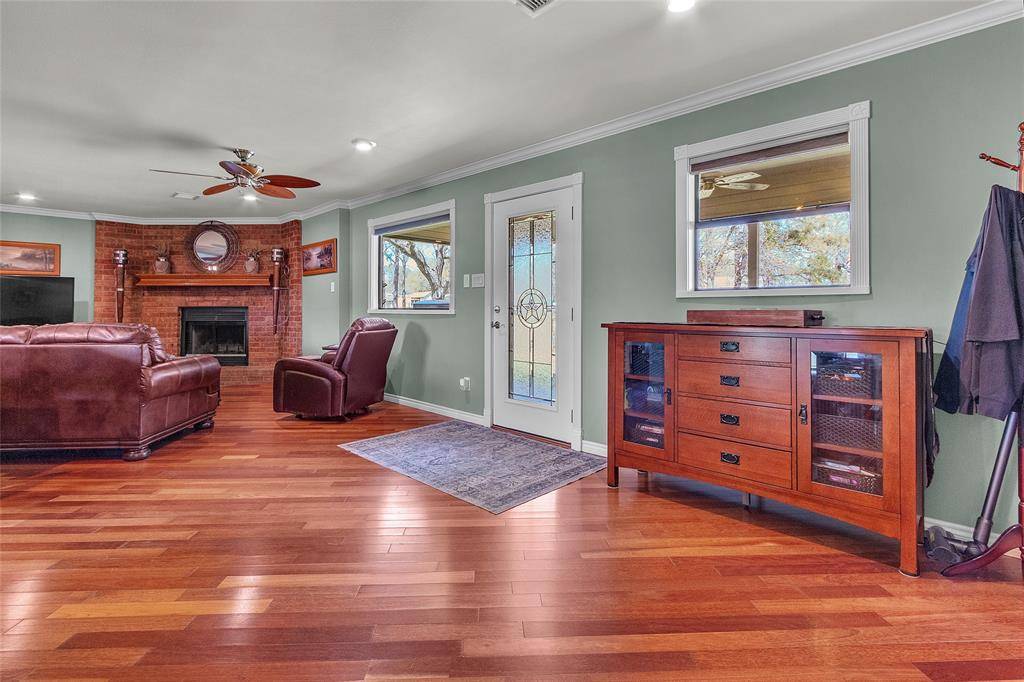 Trinidad, TX 75163,171 Lakeshore Drive