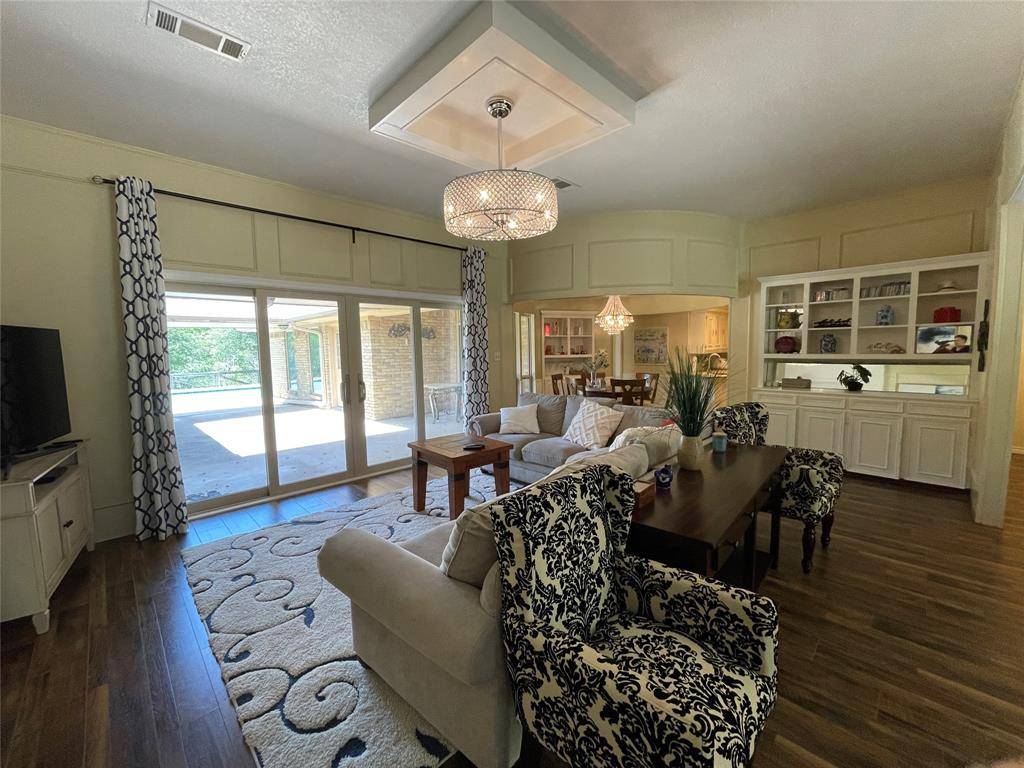 Plano, TX 75075,801 Valley Creek Drive