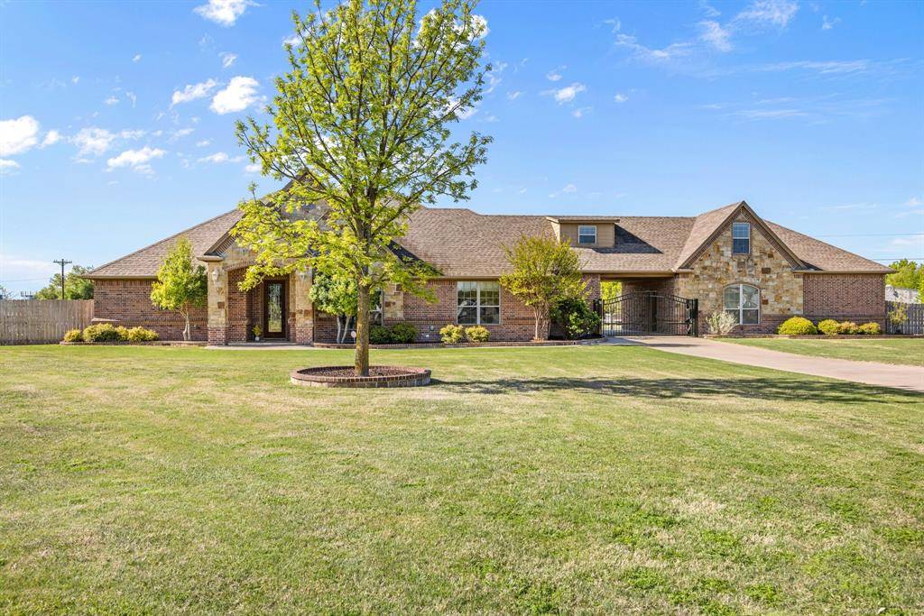 Granbury, TX 76049,2313 E Emerald Bend Court
