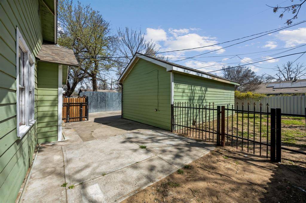 Fort Worth, TX 76111,116 Blevins Street