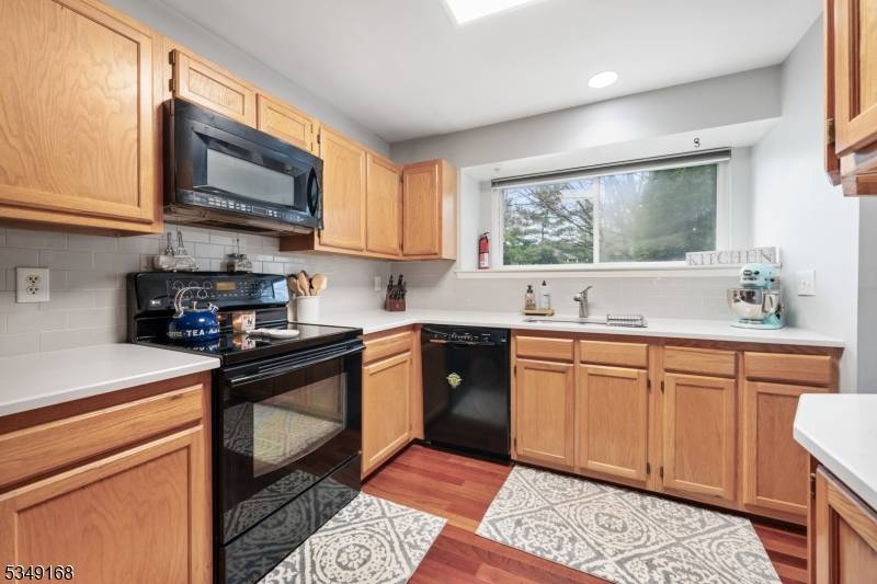 Hillsborough Twp., NJ 08844,16 Bradovra Ct