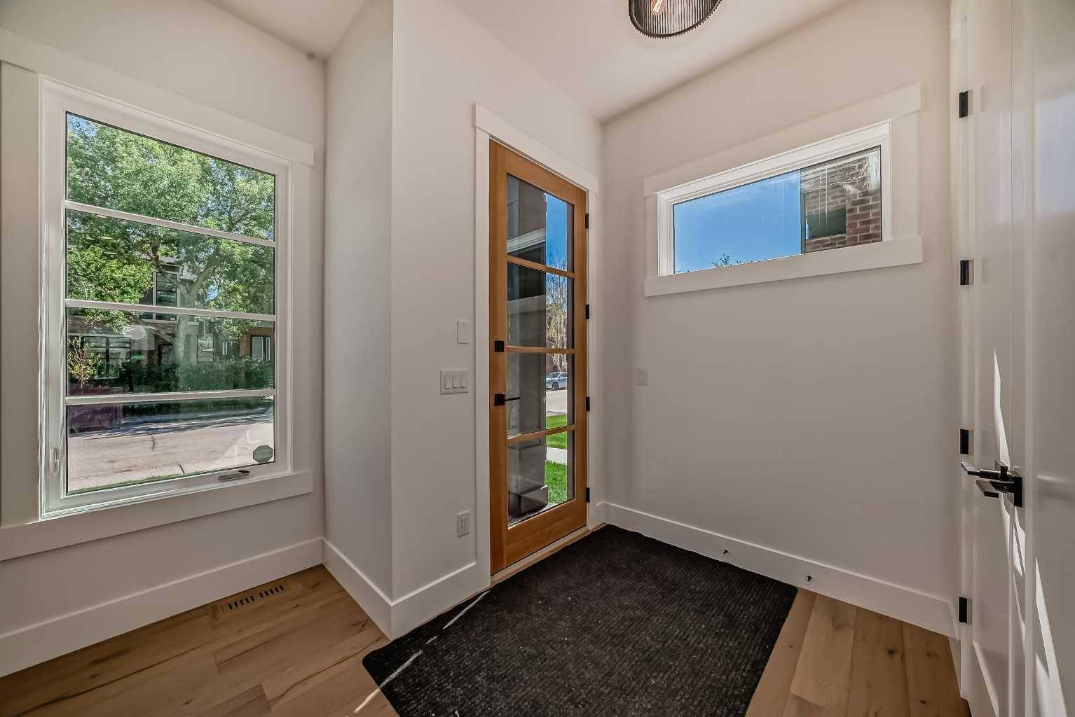 Calgary, AB T2T 5C4,5005 21A ST SW