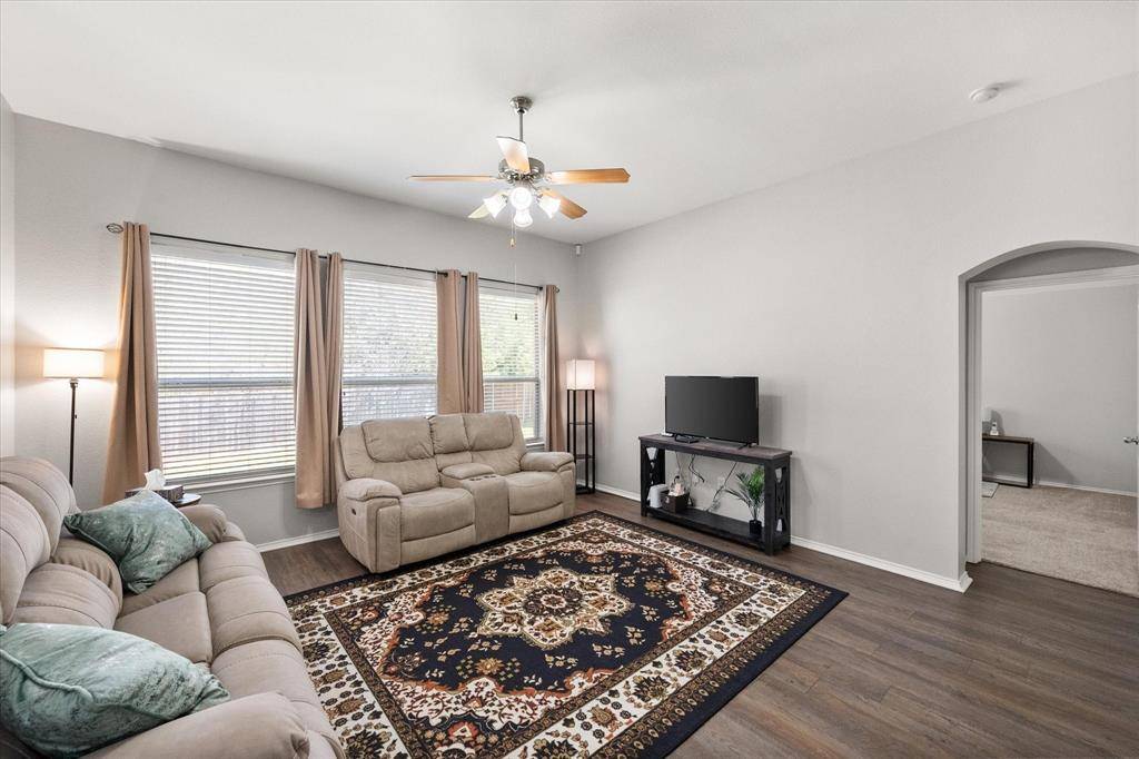 Grand Prairie, TX 75052,852 Ridge Point Drive