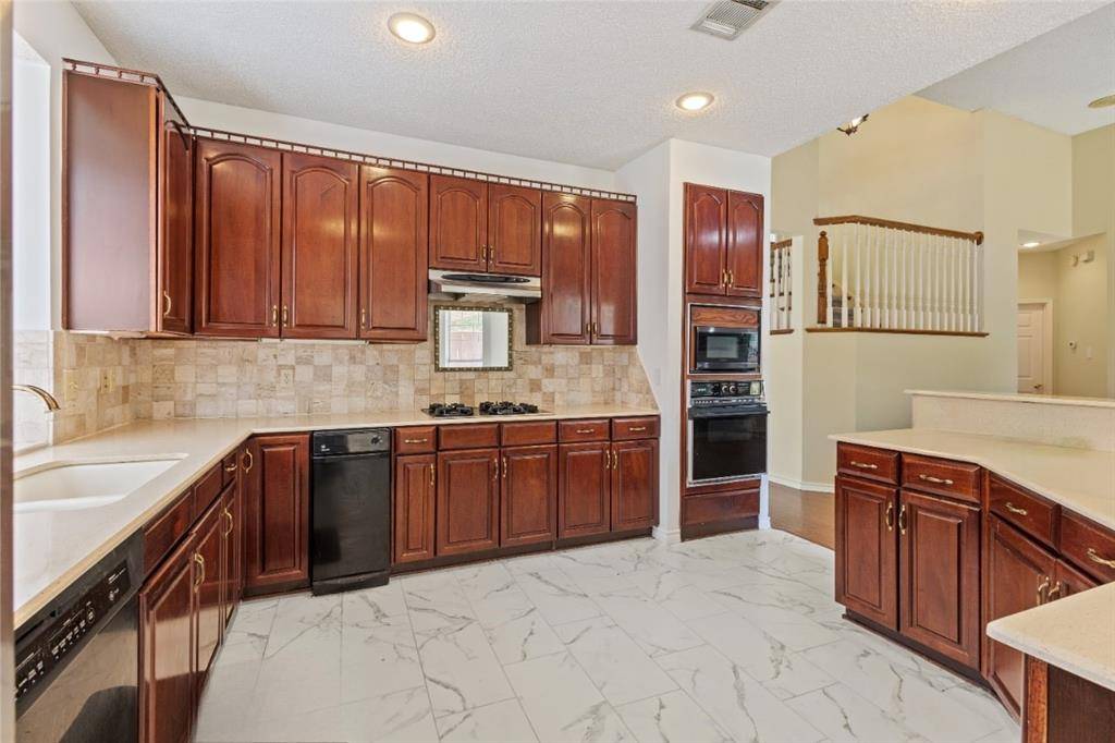 Dallas, TX 75249,8304 Mountainview Drive