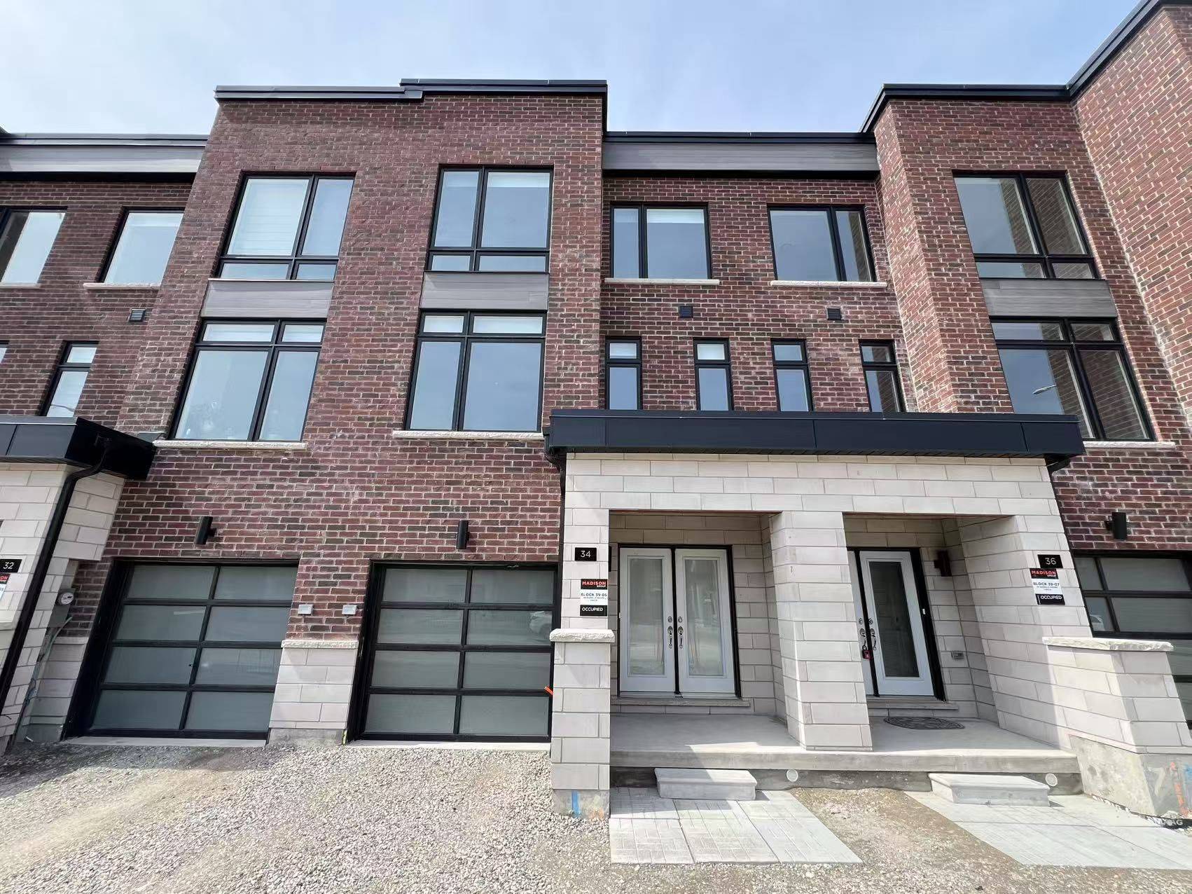 Toronto E09, ON M1P 2S7,34 Danielle Moore CIR