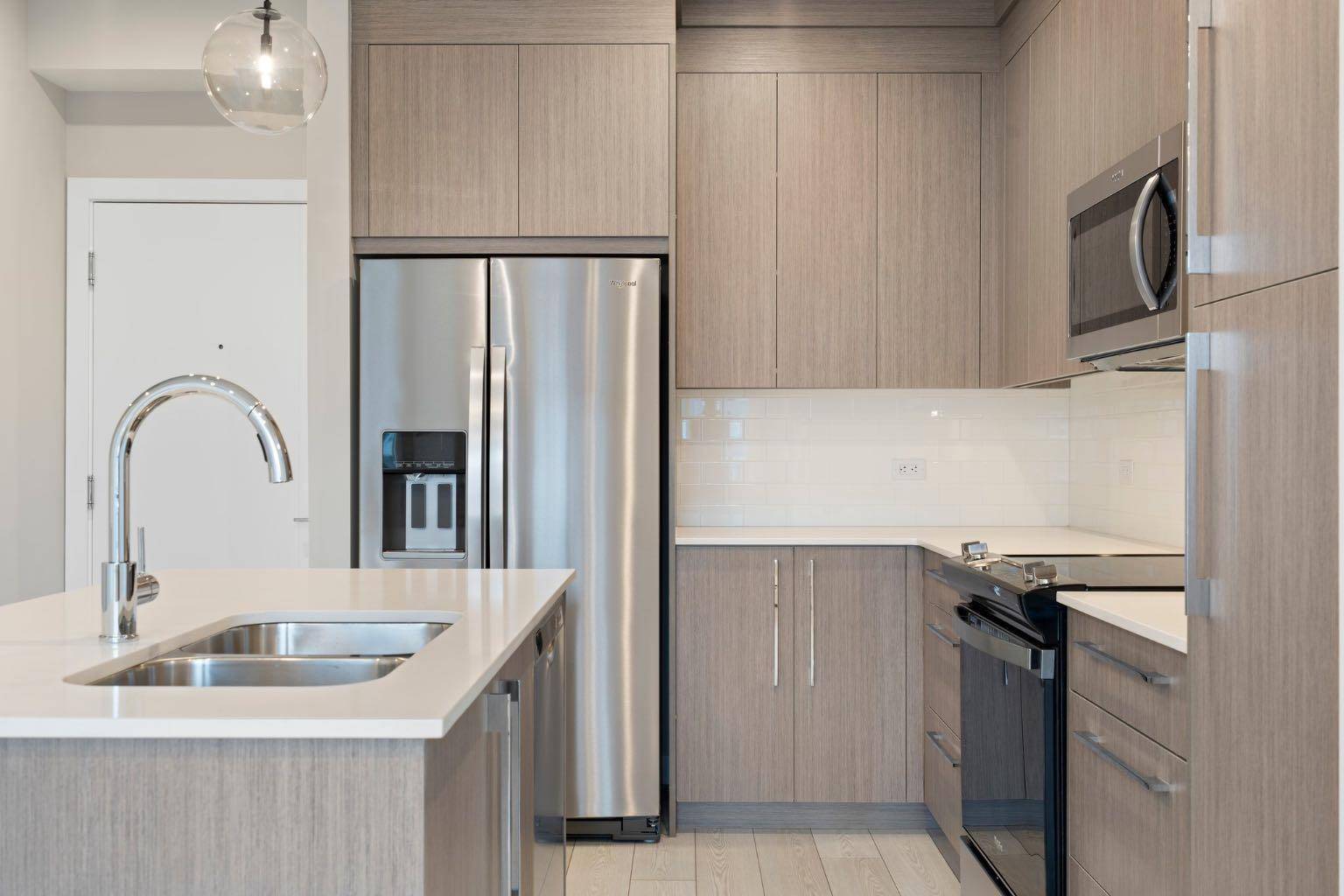 Calgary, AB T2X 5X2,111 Wolf Creek DR SE #2217