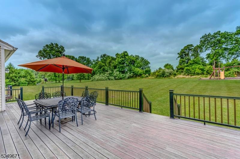 Raritan Twp., NJ 08822,5 Morningside Ct