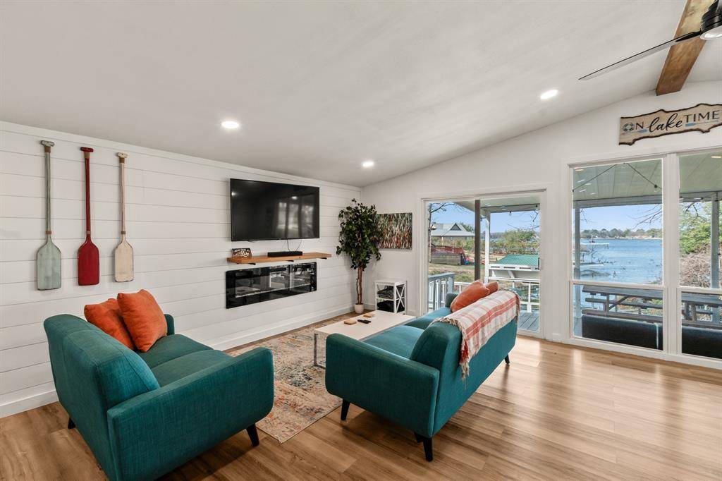 Mabank, TX 75156,180 Beachwood Drive