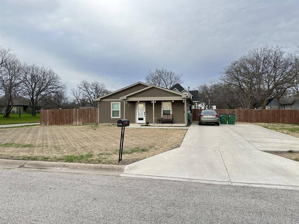 Gainesville, TX 76240,816 Field Street