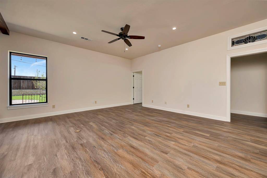 Arlington, TX 76016,2312 Royce Drive