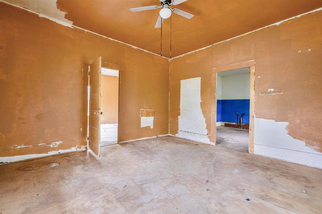 Stephenville, TX 76401,563 E Long Street
