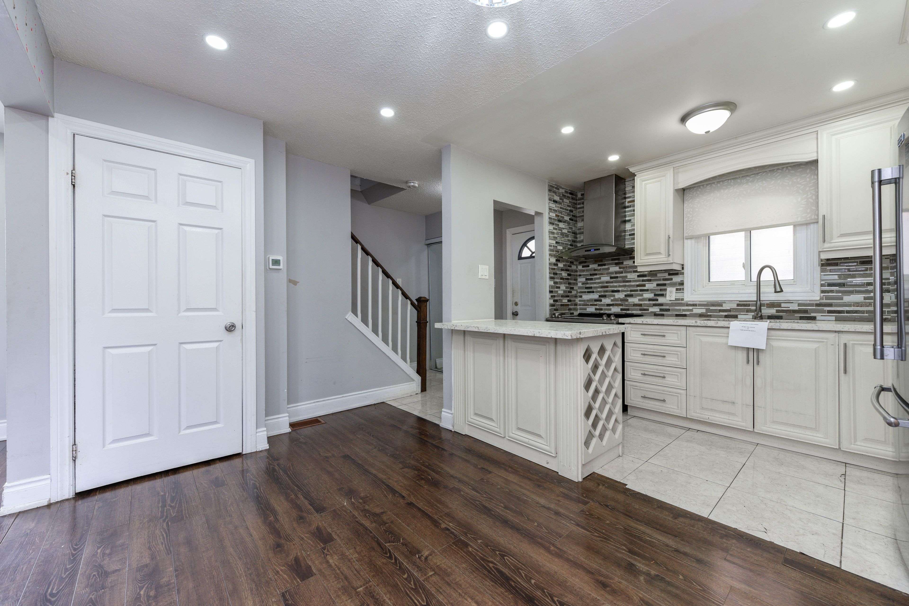Brampton, ON L6S 2L3,5 Josephine CT