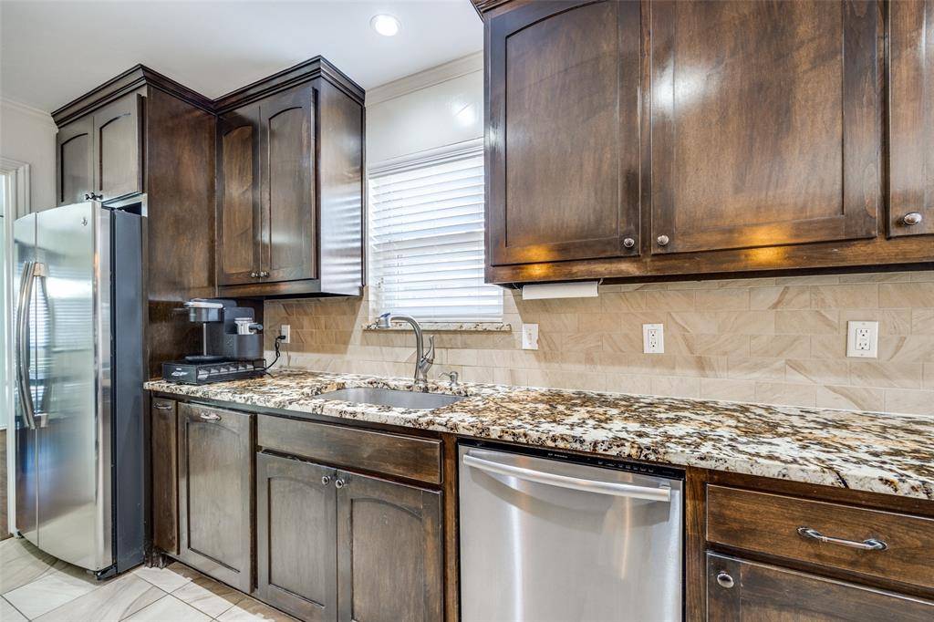 Dallas, TX 75248,6628 Fireflame Drive