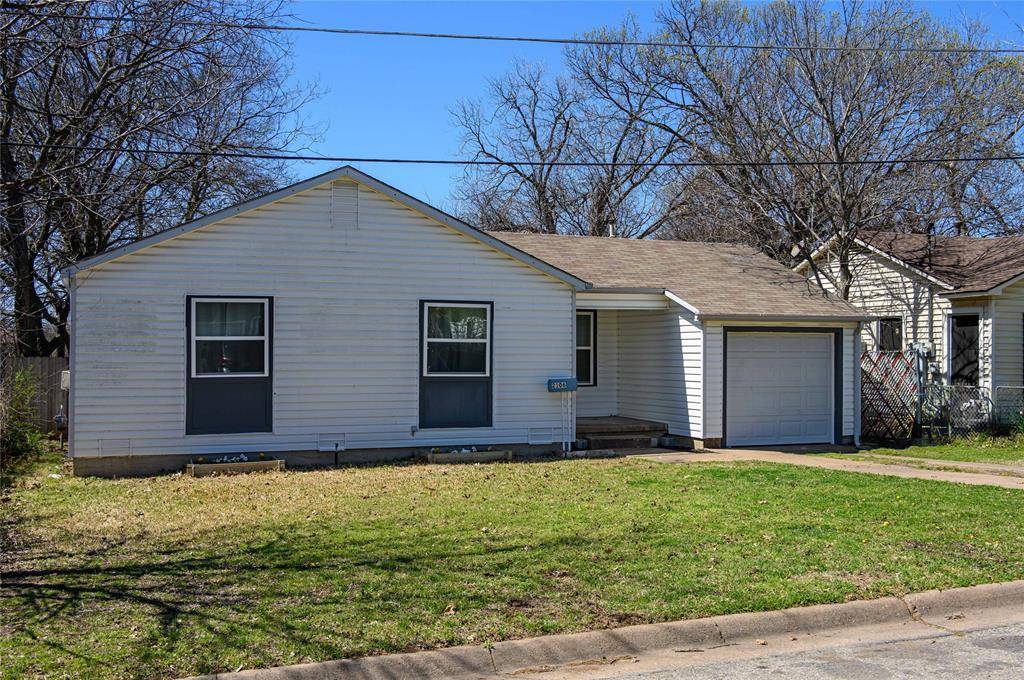 Sherman, TX 75092,2106 N Alexander Street