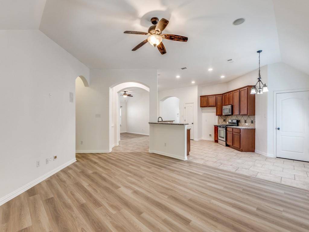 Lake Dallas, TX 75065,617 Grayson Lane