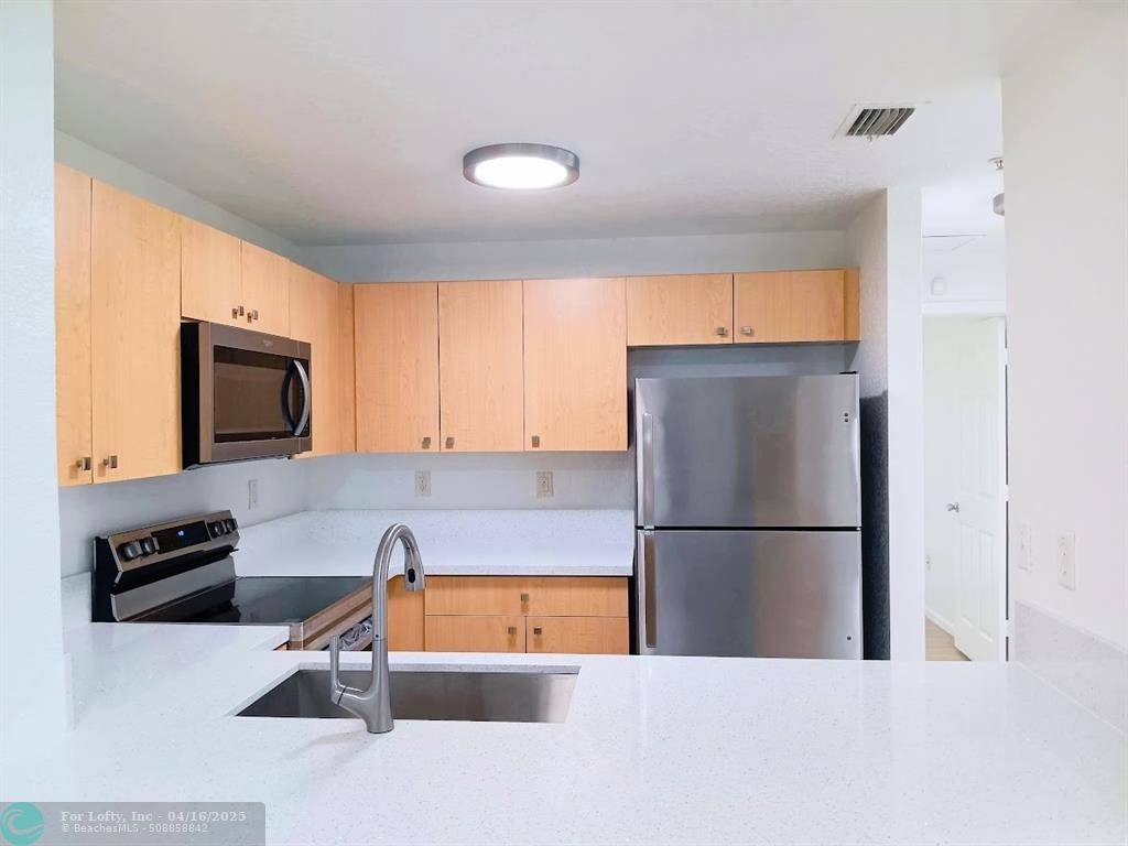 Coral Springs, FL 33065,2941 Riverside Dr #105