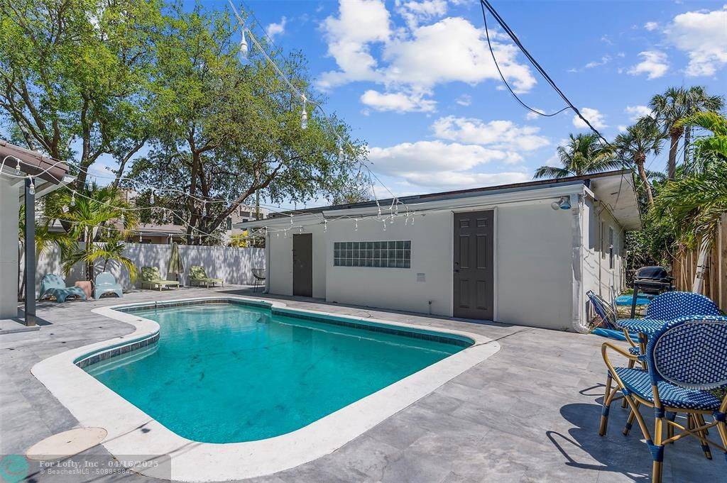 Fort Lauderdale, FL 33311,1640 NW 5th Ave
