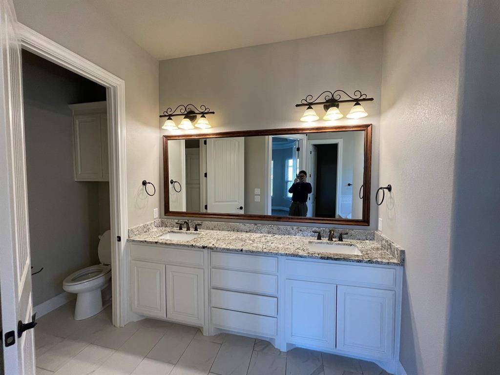 Fort Worth, TX 76126,8160 Money Lane