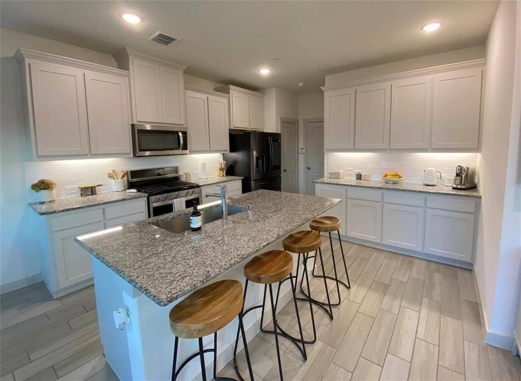 Little Elm, TX 75068,2777 Majesty Drive