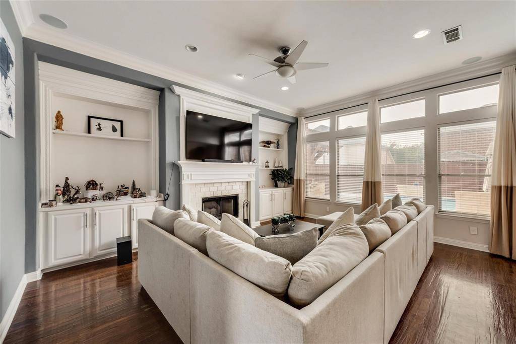 Hurst, TX 76054,3409 Bear Creek Drive
