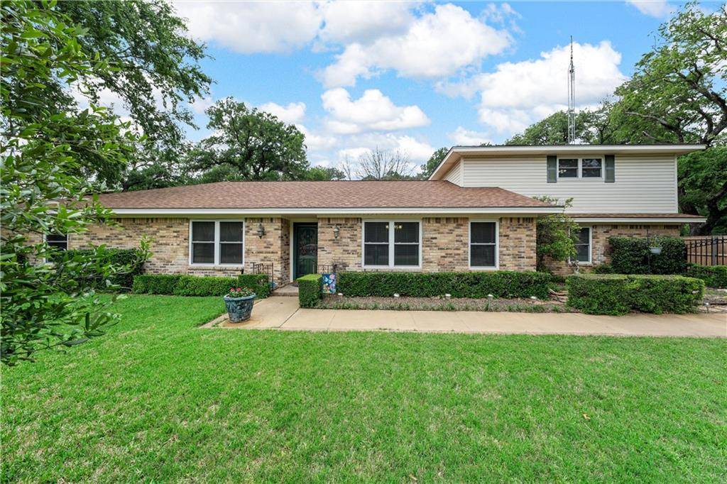 Woodway, TX 76712,3217 Pioneer Circle
