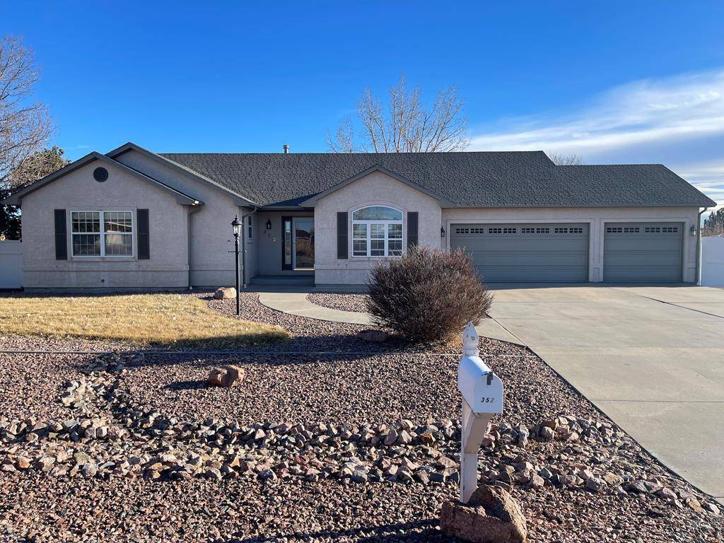 Pueblo West, CO 81007,352 Dunlop Dr