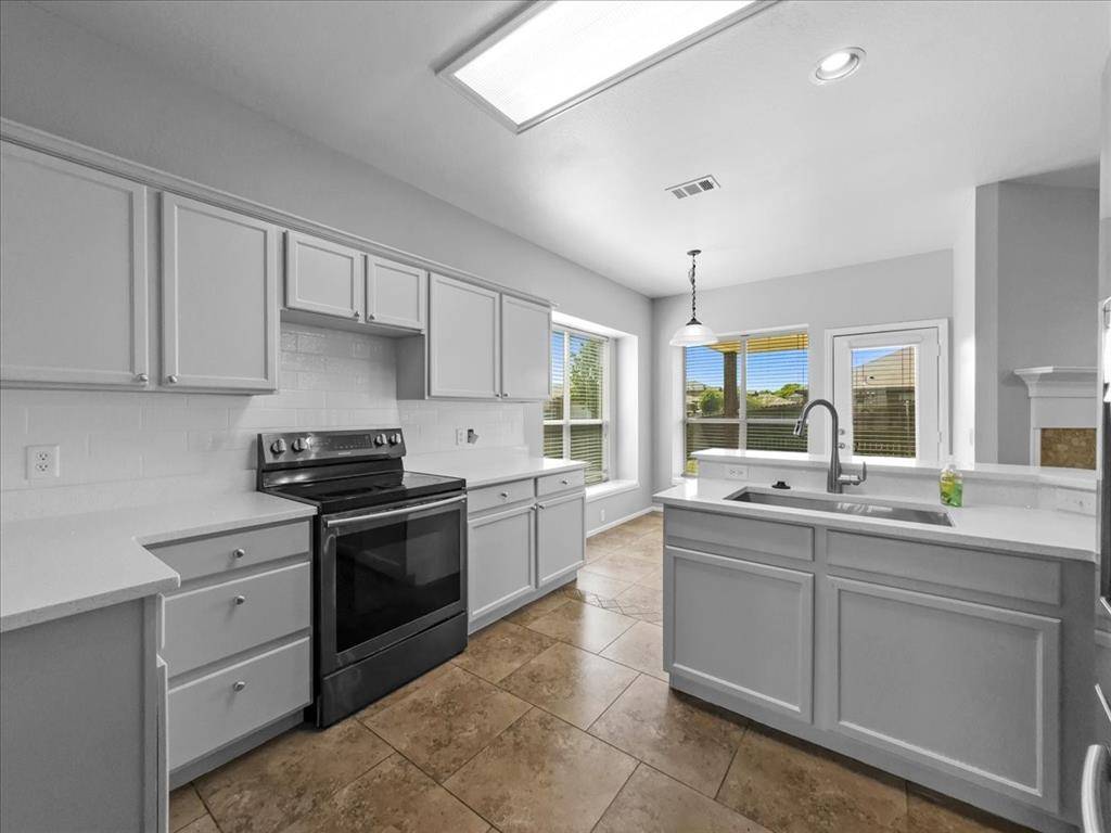 Fort Worth, TX 76123,2433 Carolina Drive