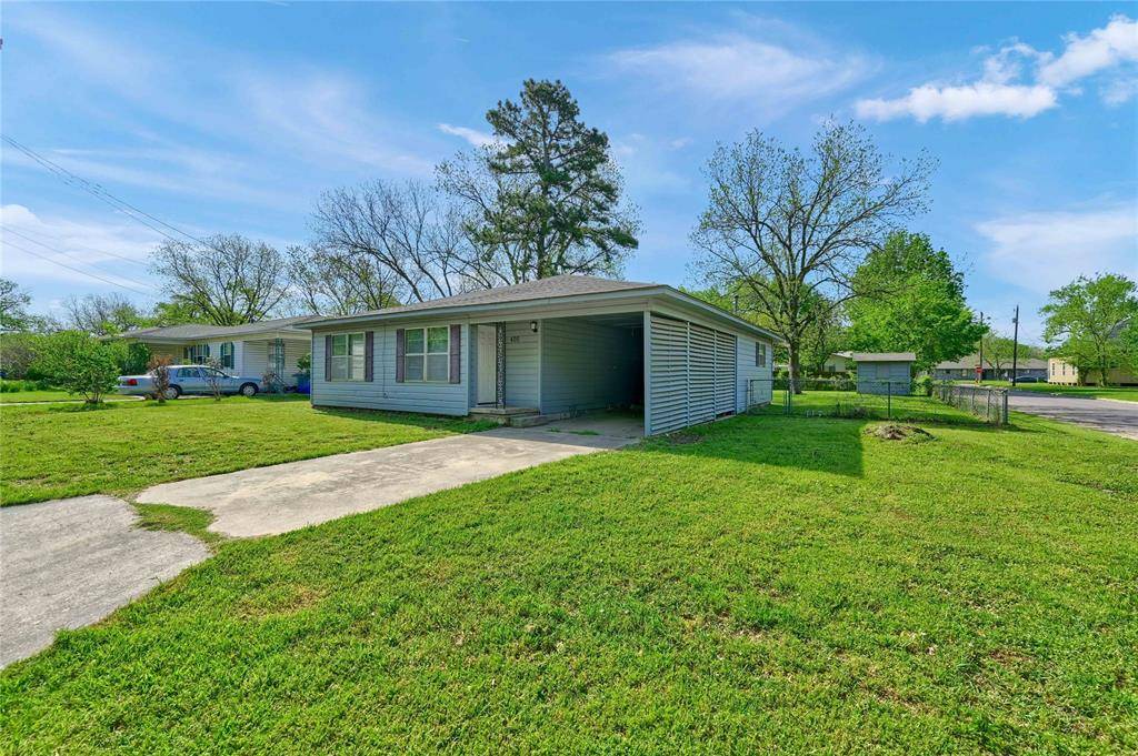 Whitesboro, TX 76273,400 Buchanan Street
