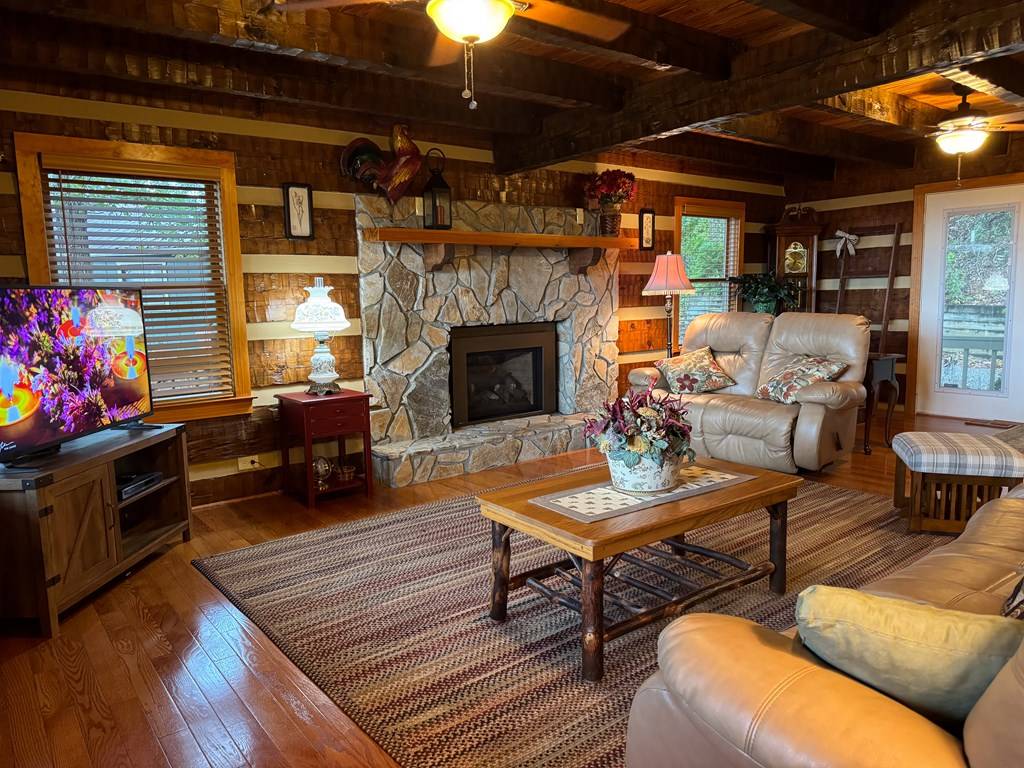 Hiawassee, GA 30546,1077 Frog Pond Road
