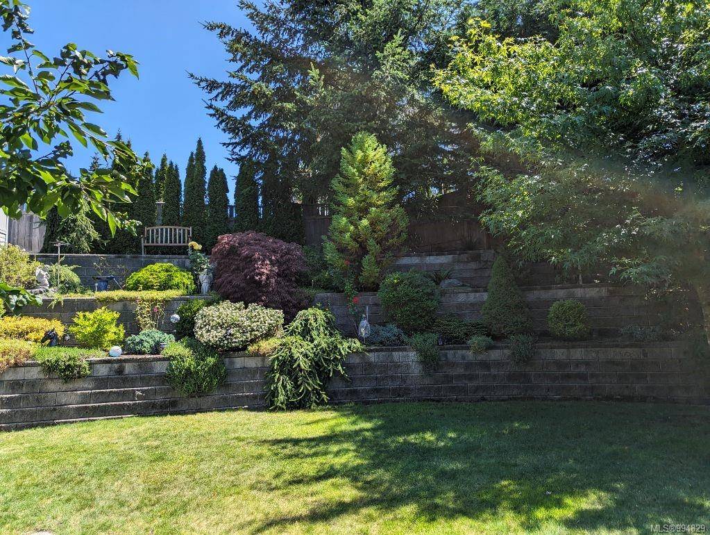 Campbell River, BC V9W 8A1,339 Windemere Pl