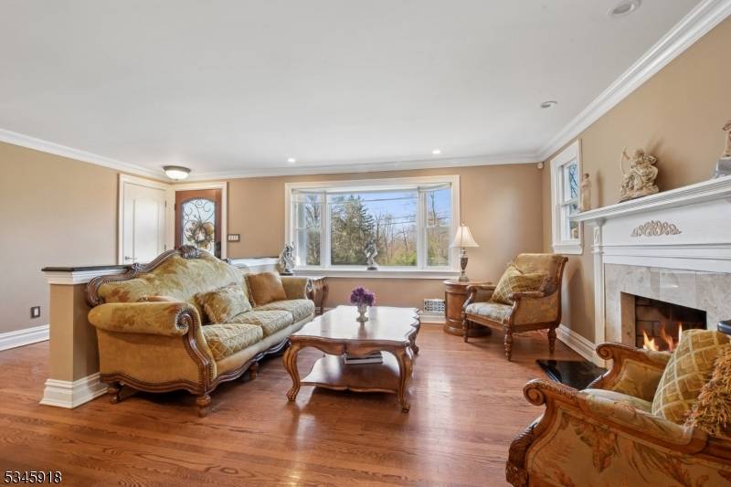 Scotch Plains Twp., NJ 07076,587 West Ct