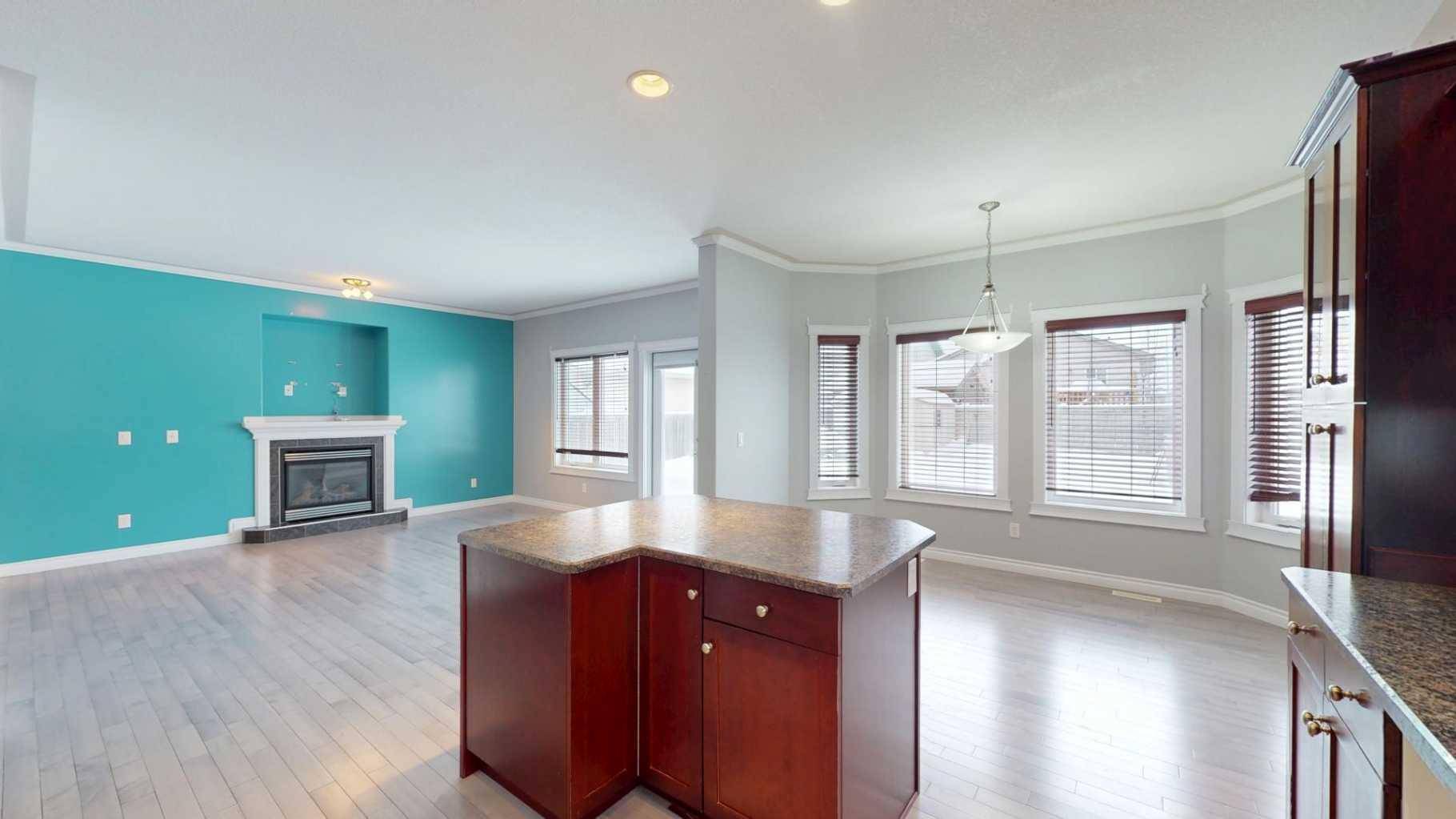 Fort Mcmurray, AB T9K 0G5,290 Pacific CRES