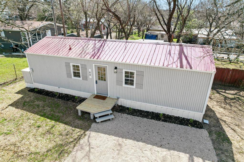 Alvarado, TX 76009,88 Live Oak Street