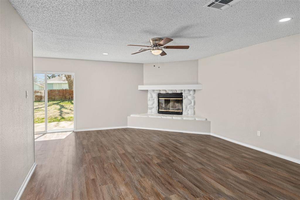 Corsicana, TX 75110,1505 W Collin